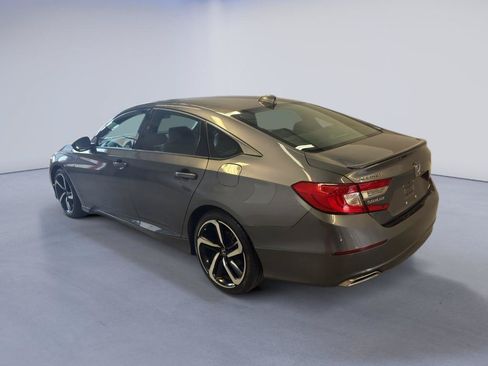 Used 2018 Honda Accord Sport image 5
