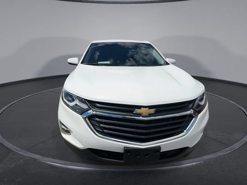 Used 2020 Chevrolet Equinox LT w/ Driver Convenience Package FWD image 3