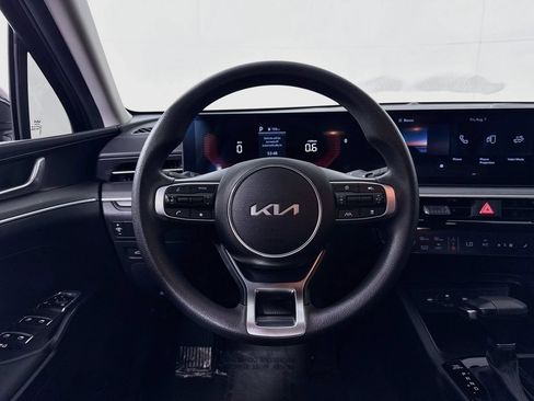 Used 2025 Kia K5 LXS FWD image 26