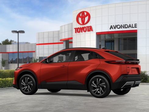 New 2026 Toyota C-HR AWD/4WD image 5