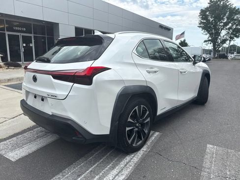 Used 2021 Lexus UX 250h w/ Premium Package AWD/4WD image 7