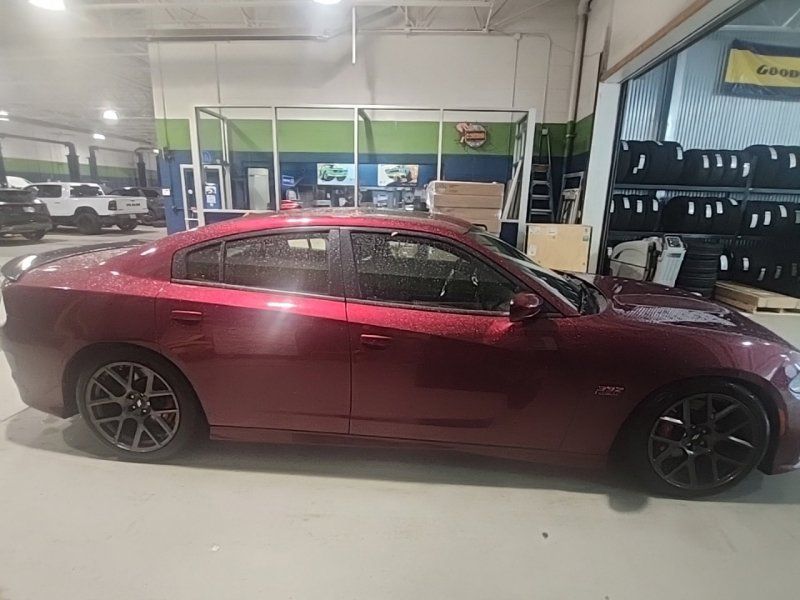 Used 2017 Dodge Charger R/T Scat Pack w/ Technology Group RWD image 6