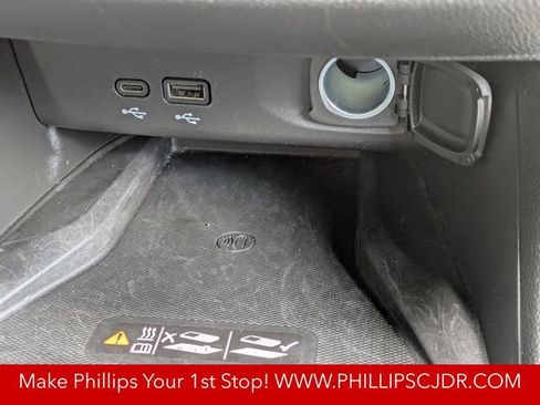 Used 2024 Buick Envista Sport Touring w/ Convenience I Package FWD image 20