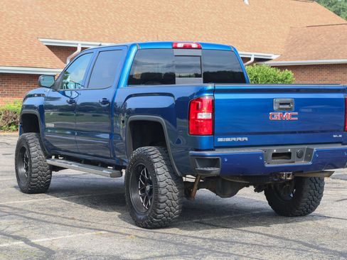 Used 2018 GMC Sierra 1500 SLE w/ Elevation Edition AWD/4WD image 5