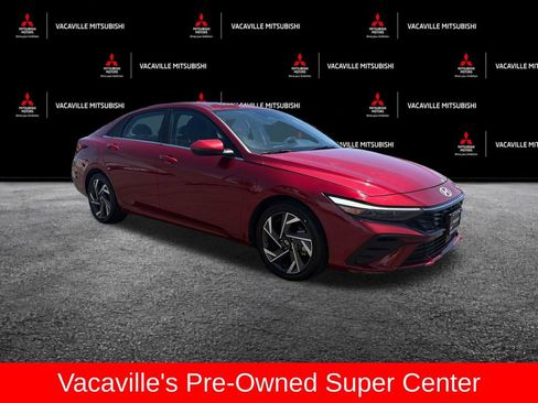 Used 2024 Hyundai Elantra Limited FWD image 1