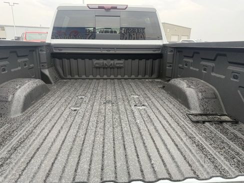 Used 2025 GMC Sierra 2500 Denali w/ Denali Reserve Package image 12