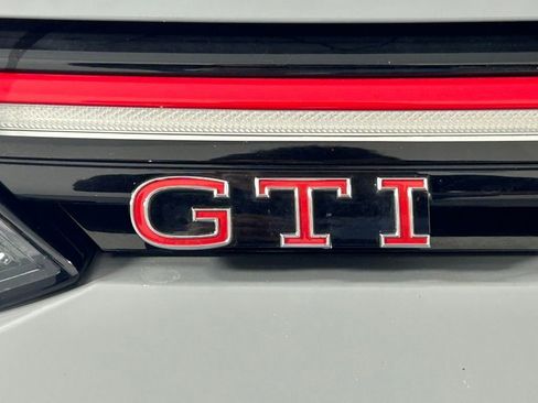 Used 2024 Volkswagen GTI Autobahn image 10