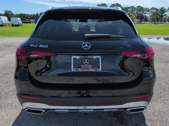 Used 2026 Mercedes-Benz GLC 300 image 5