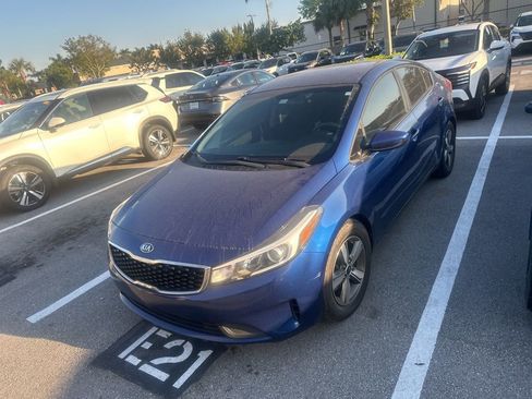 Used 2018 Kia Forte LX w/ LX Popular Package image 2