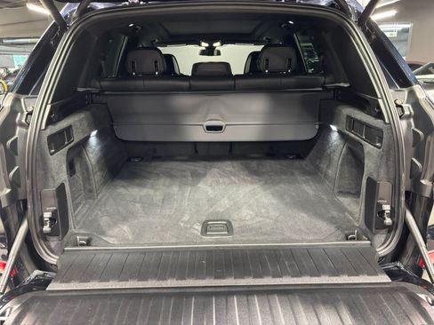Used 2020 BMW X5 xDrive40i w/ M Sport Package AWD/4WD image 21