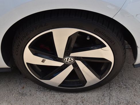 Used 2020 Volkswagen GTI S FWD image 12