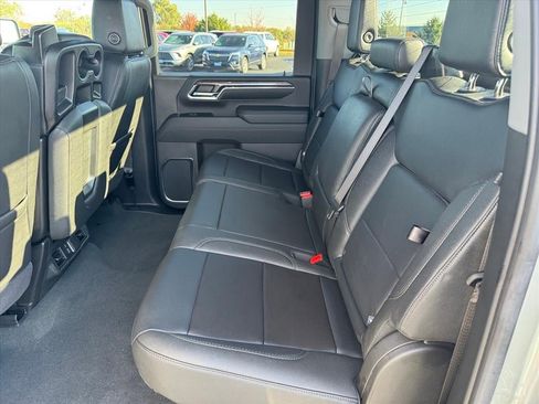 Used 2024 Chevrolet Silverado 3500 LTZ image 6