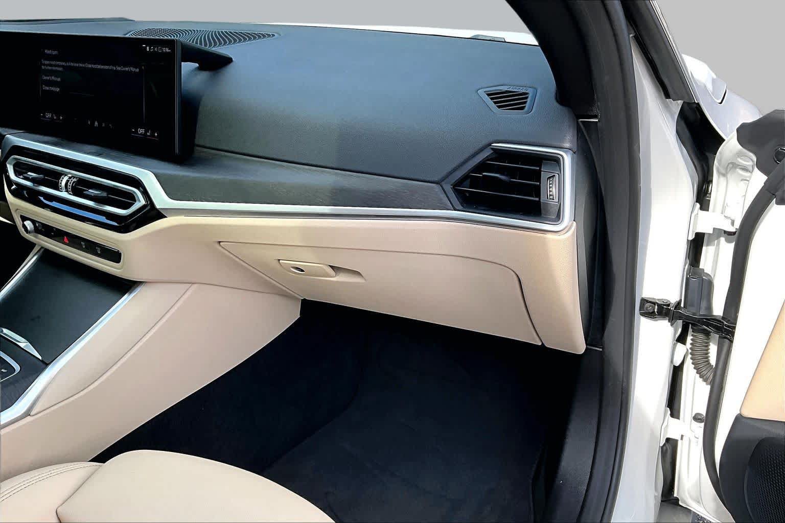 Used 2024 BMW i4 eDrive40 w/ Premium Package RWD image 18