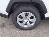 Used 2022 Toyota RAV4 LE image 5