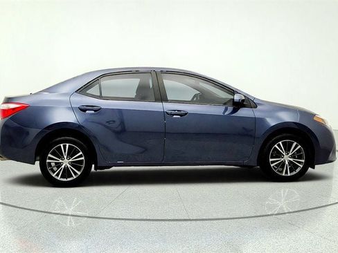 Used 2016 Toyota Corolla LE FWD image 4