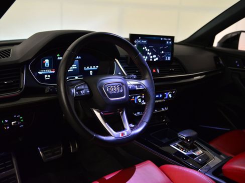 Used 2023 Audi SQ5 Premium Plus w/ Premium Plus Package image 30