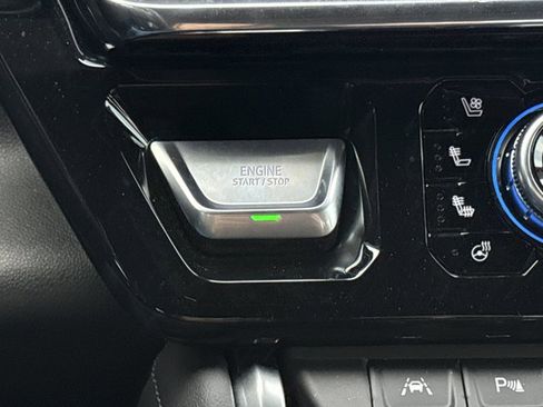 Used 2024 GMC Sierra 1500 Denali AWD/4WD image 27