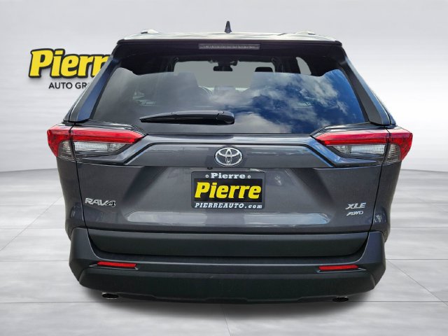 Used 2025 Toyota RAV4 XLE w/ Convenience Package AWD/4WD image 4