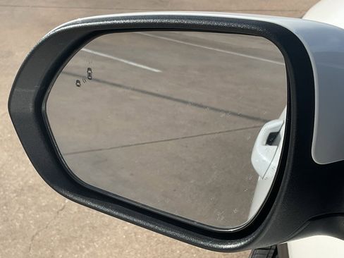 Used 2025 Kia Seltos S image 11