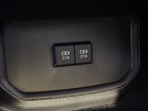 Used 2021 Toyota Highlander XSE image 26