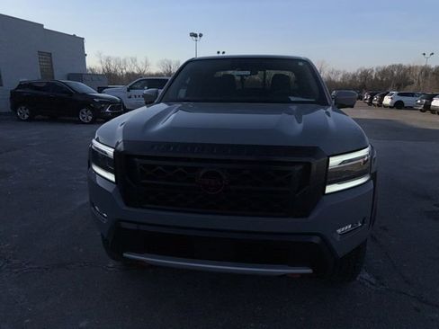 Used 2024 Nissan Frontier PRO-4X w/ Pro Convenience Package image 3