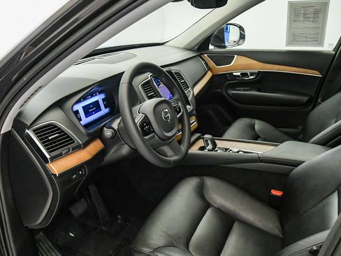 Certified 2023 Volvo XC90 T8 Core w/ Protection Package Premier AWD/4WD image 17