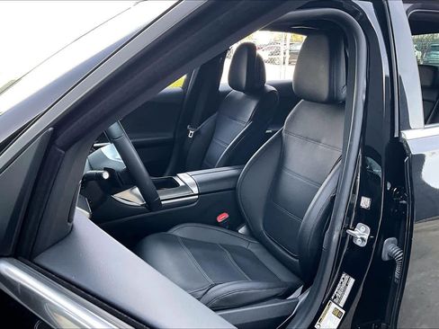 Used 2024 Mercedes-Benz C 300 4MATIC Sedan image 8