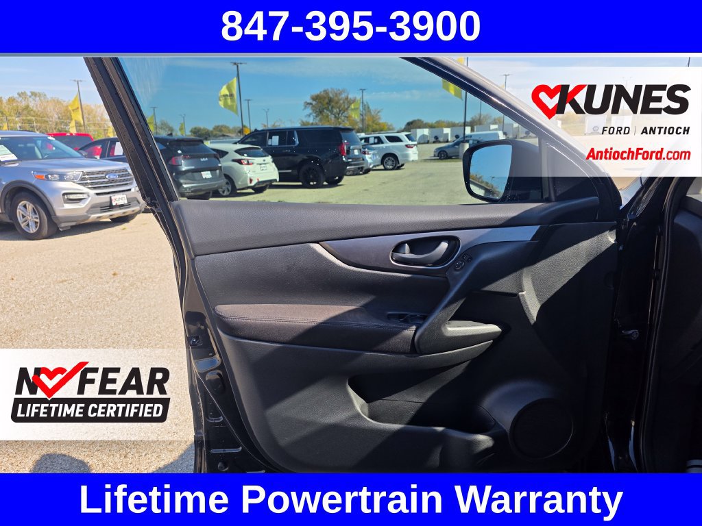 Used 2018 Nissan Rogue Sport FWD image 21