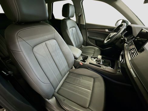 Used 2023 Audi Q5 2.0T Premium w/ Convenience Package image 34