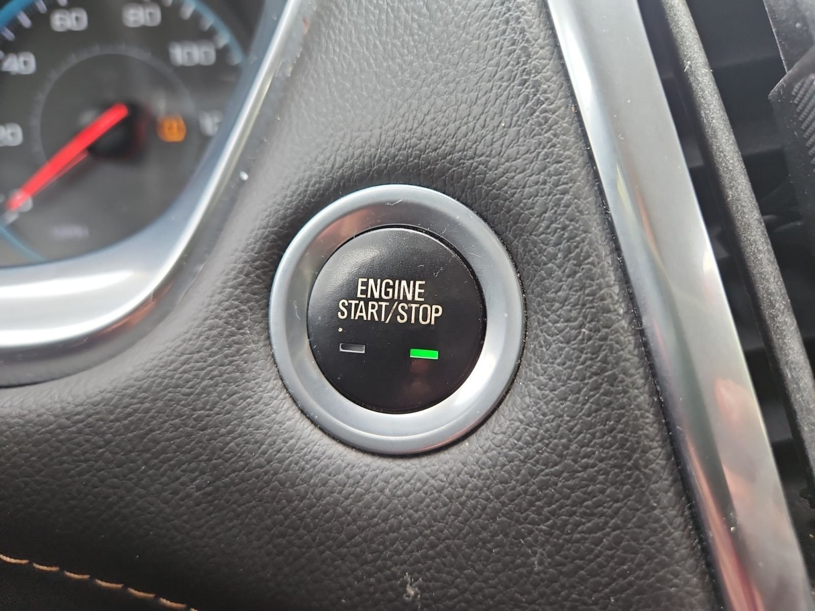 Used 2020 Chevrolet Traverse LS FWD image 29