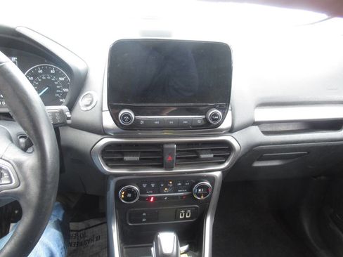 Used 2018 Ford EcoSport SE w/ SE Cold Weather Package image 28