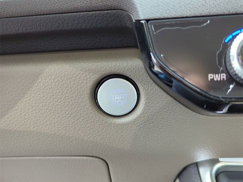 New 2026 Kia Carnival SX image 32