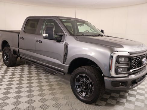 Used 2024 Ford F250 XL w/ STX Appearance Package AWD/4WD image 1