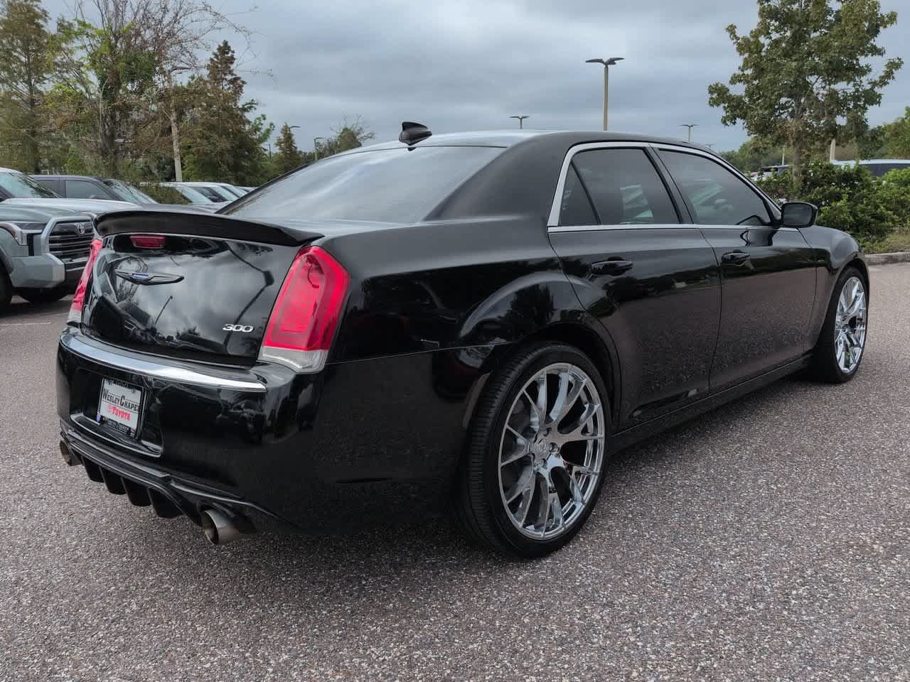 Used 2019 Chrysler 300 Touring L w/ Quick Order Package 22F RWD image 6