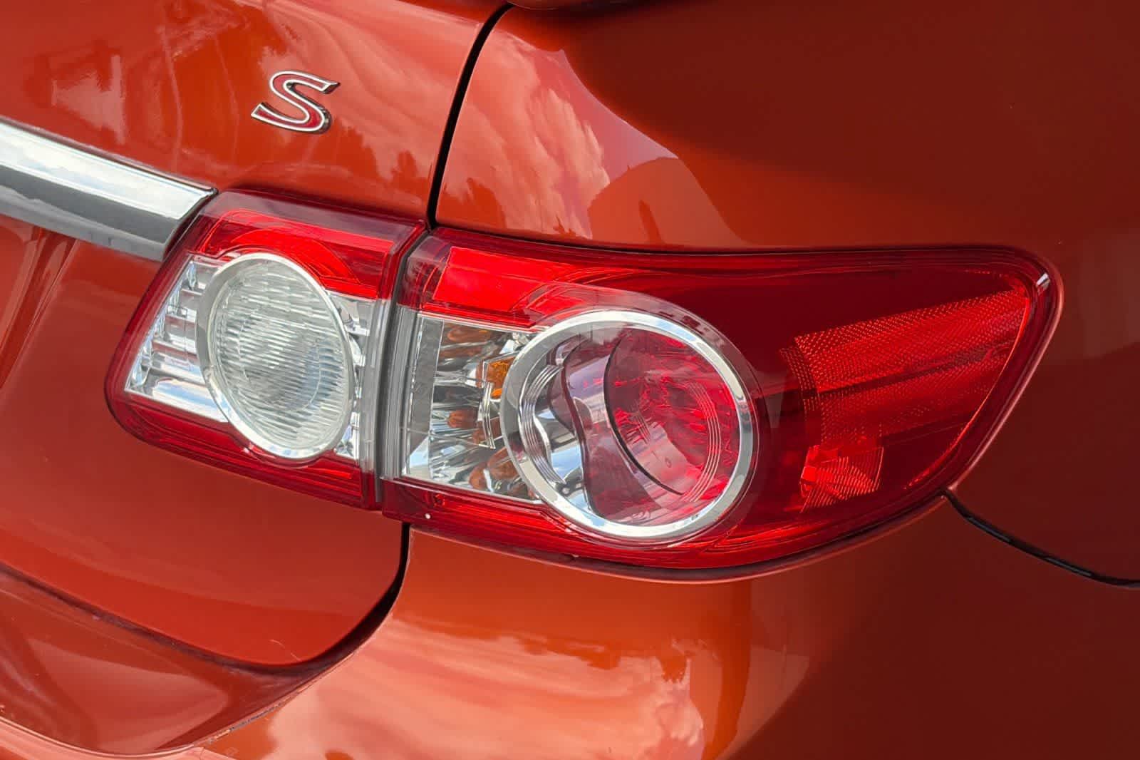 Used 2013 Toyota Corolla S Special Edition FWD image 27