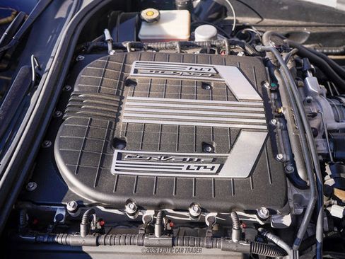 Used 2015 Chevrolet Corvette Z06 w/ 3LZ Preferred Equipment Group image 25