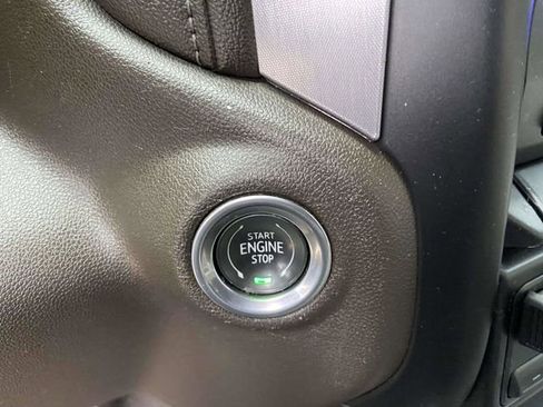 Used 2021 GMC Sierra 1500 SLT image 25