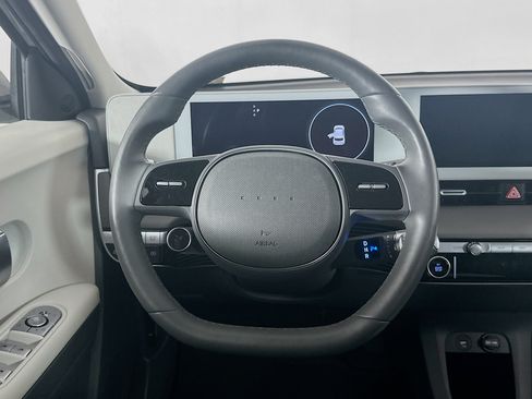 Used 2024 Hyundai Ioniq 5 SEL RWD image 18