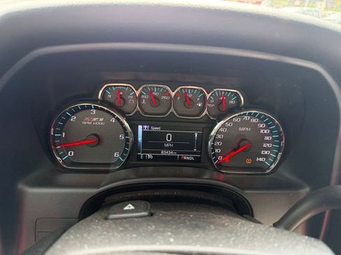 Used 2018 Chevrolet Silverado 1500 LT w/ All Star Edition image 10