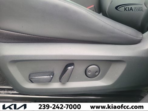 Used 2023 Nissan Rogue SV w/ SV Premium B Package FWD image 23