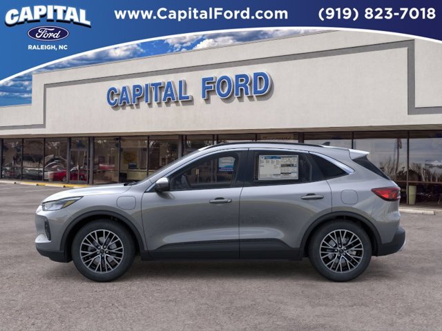 New 2025 Ford Escape SE FWD image 3