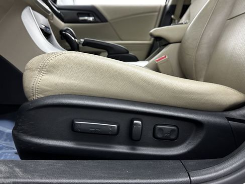 Used 2015 Honda Accord EX-L image 14