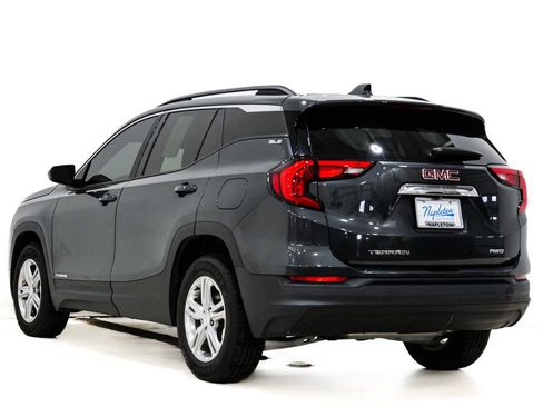 Used 2019 GMC Terrain SLE w/ Driver Convenience Package image 8