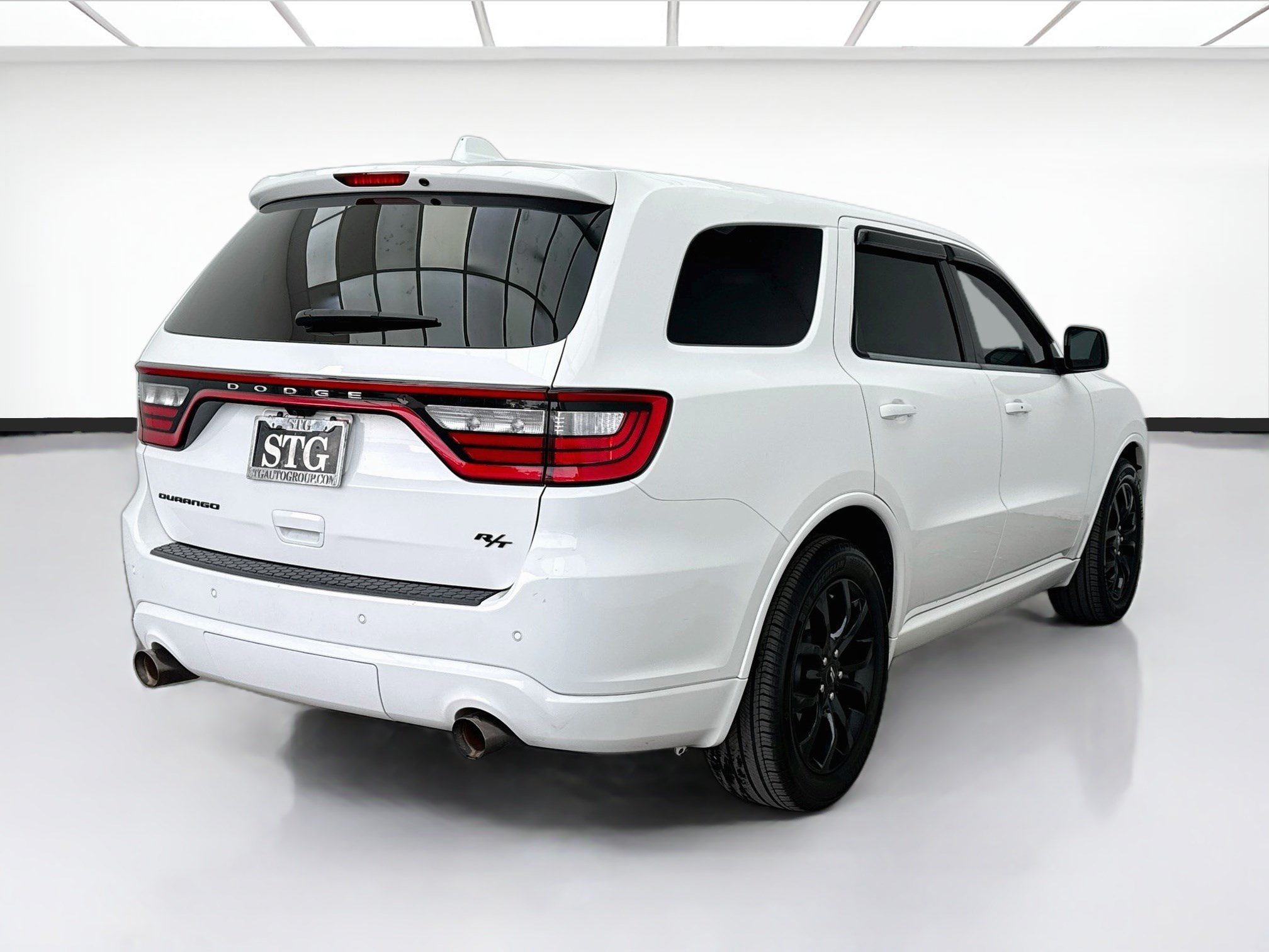 Used 2019 Dodge Durango R/T w/ Blacktop Package RWD image 4