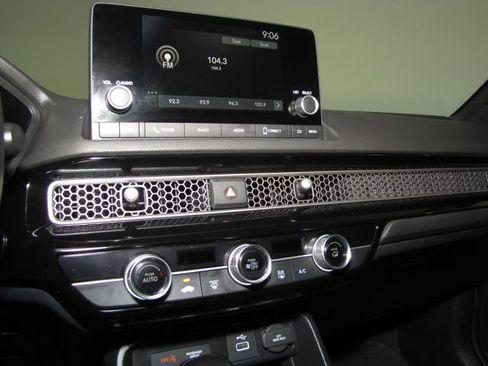 Certified 2024 Honda Civic Sport image 7