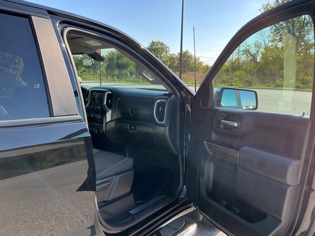 Used 2019 Chevrolet Silverado 1500 LT w/ All-Star Edition AWD/4WD image 17