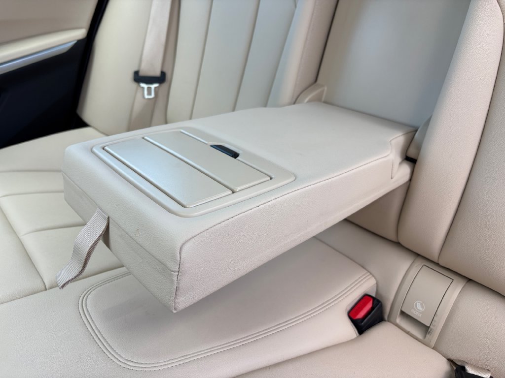 Used 2019 BMW 330i xDrive Sedan w/ Premium Package AWD/4WD image 38