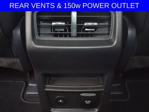 Used 2024 Ford Edge SEL w/ Convenience Package image 6