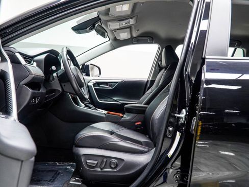 Used 2024 Toyota RAV4 Adventure image 33