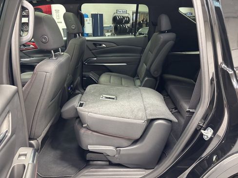 Used 2024 Chevrolet Traverse Z71 w/ Enhanced Driving Package image 37